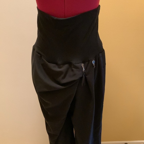 Rinascimento Jeans Black Asymmetrical Trouser NWOT - Picture 9 of 13